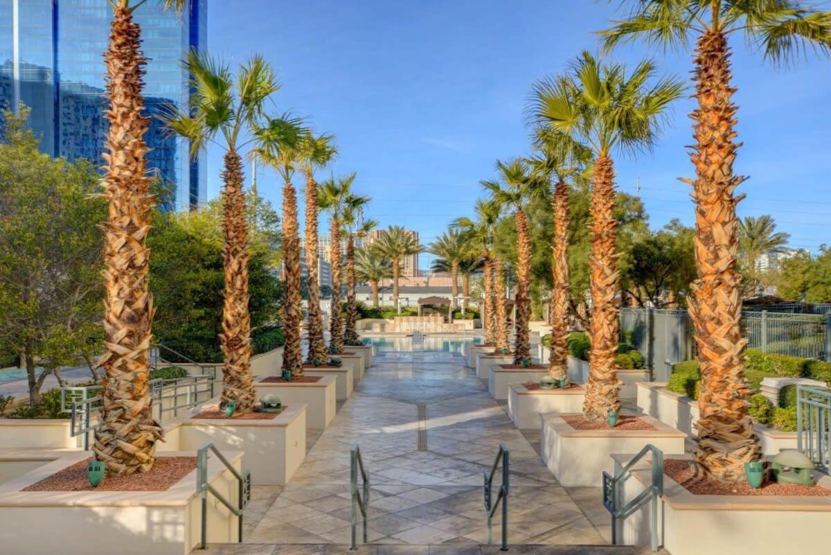 Mgm Signature-24-709 Strip View Jacuzzi Studio Las Vegas Extérieur photo